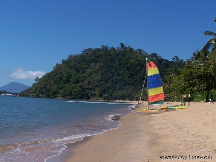 Beachfront Apartments On Trinity Beach Bagian luar foto